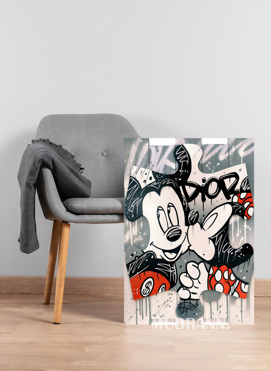 Street Love: Mickey x Minnie